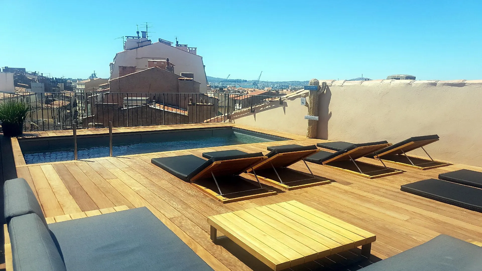 Grand Hotel Dauphine Toulon, Boutique Hotel & Suites Toulon