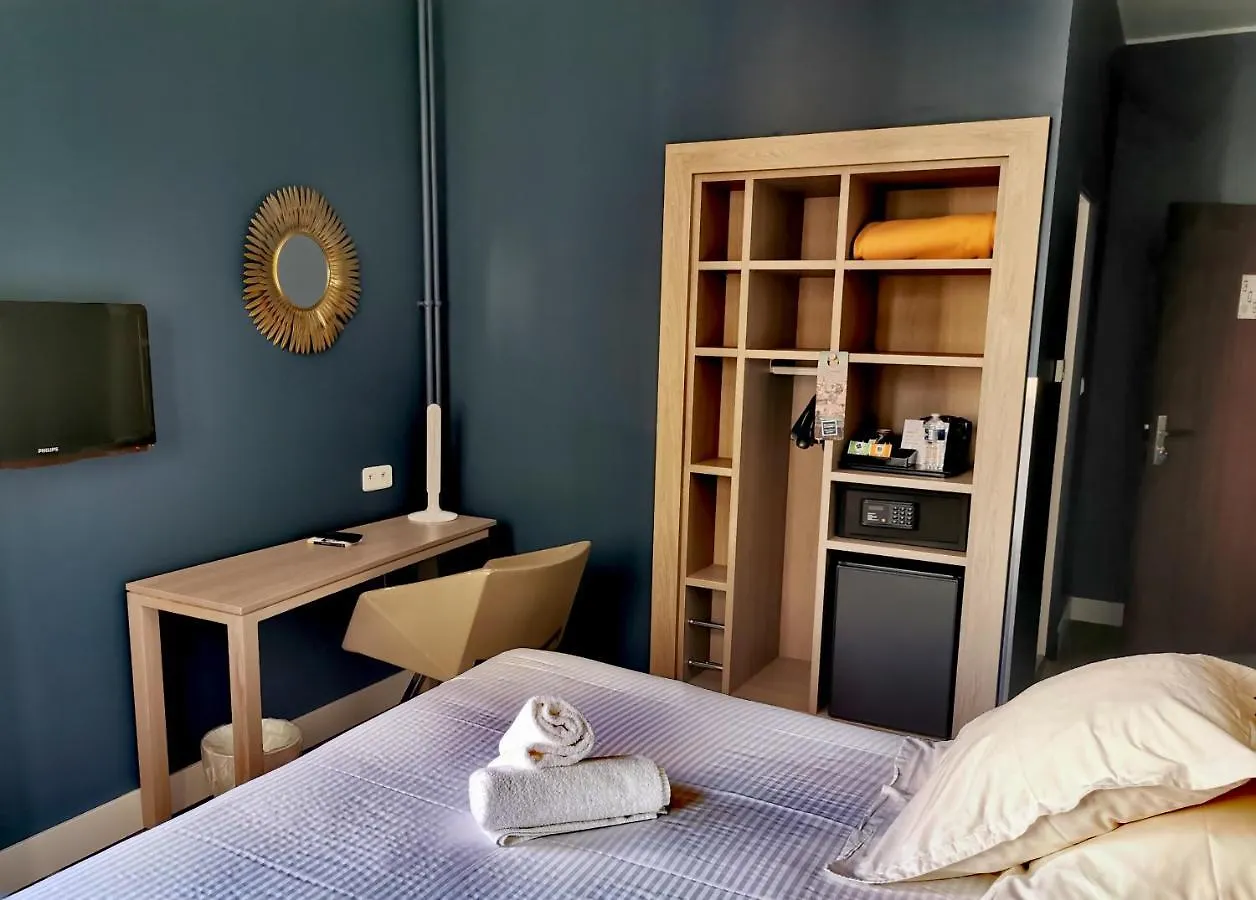 Grand Hotel Dauphine Toulon, Boutique Hotel & Suites